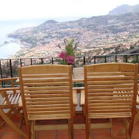 Apartamento Charmoso No Funchal, Com Grande Jardim E Vista Esplendida Buitenkant foto
