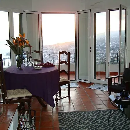 Apartamento Charmoso No Funchal, Com Grande Jardim E Vista Esplendida Buitenkant foto