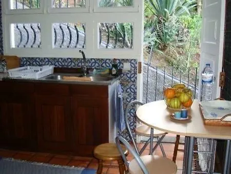 Apartamento Charmoso No Funchal, Com Grande Jardim E Vista Esplendida Buitenkant foto